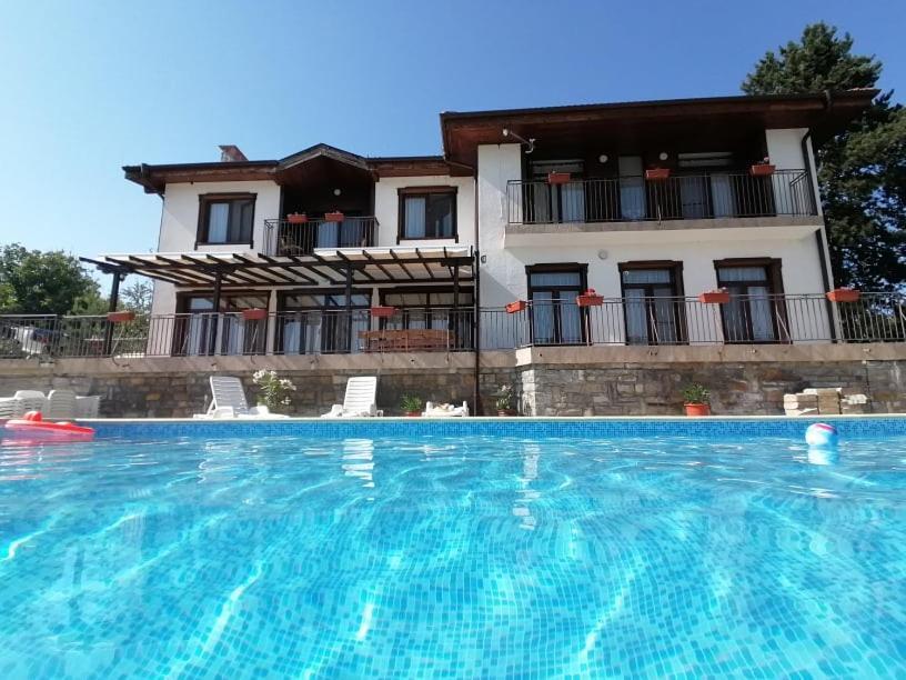 Guesthouse Gostilitsa 외부 사진